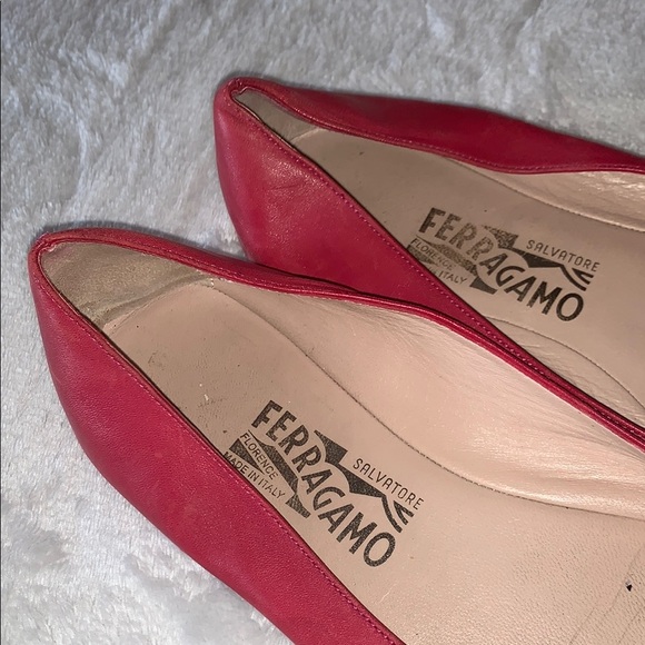 Gently Loved Salvatore Ferragamo Women's Red Ballet Flats - Picture 10 of 11